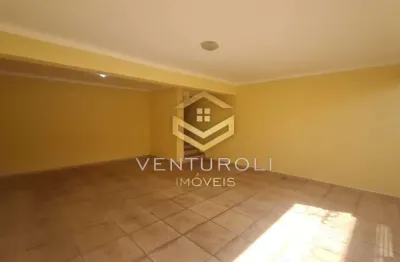 Residência elegante com 3 dormitórios, suíte e edícula com churrasqueira