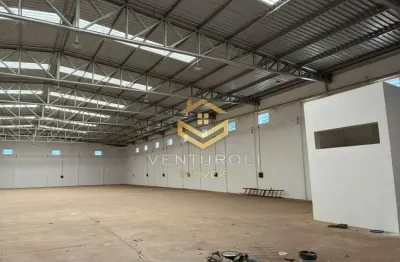 Barracão com 1.250  m² de área construída com recuo e acesso para rodovia, total de area 1.500 mt.