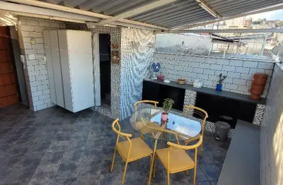 Linda cobertura 3 quartos em área nobre do manoel honório a poucos metros da av. rio branco.