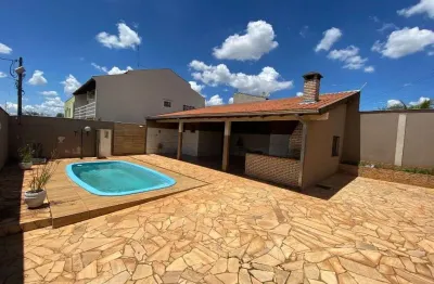 Sobrado com 3 dormitórios para alugar, 220 m² por r$ 3.370,00/mês - parque leblon - londrina/pr