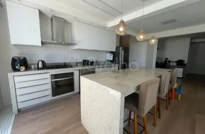 Cobertura duplex de 165m² com 4 quartos sendo 2 suítes nos ingleses