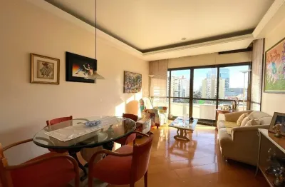 Apartamento no centro de florianópolis com 3 quartos sendo 1 suíte