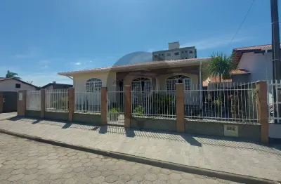 Casa com 3 quartos à venda na Rua Antônio Cherem, 252, Joaia, Tijucas