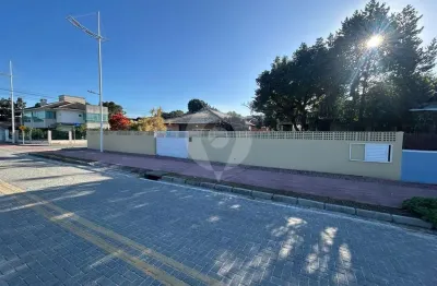 Casa na praia de mariscal a venda em bombinhas - sc