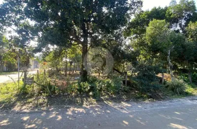 Terreno à venda na Rua Caviúna, Canto Grande, Bombinhas