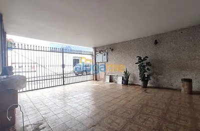 Casa em esquina da rua brasil no centro de catanduva.