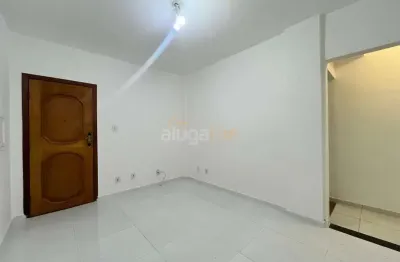 Apartamento térreo com 02 dormitórios em perdizes, a 06 quadras da avenida pompéia.