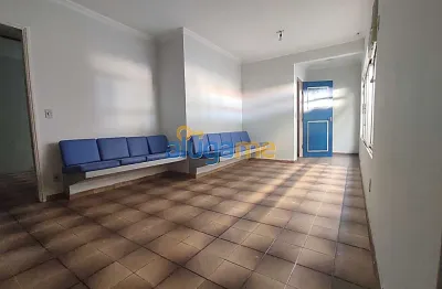 Imóvel comercial no centro de catanduva (ideal para consultório, clínica ou estúdio)