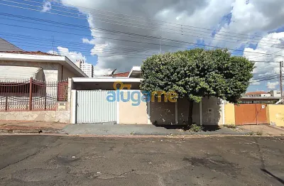Casa com 3 quartos para alugar na Rua Espírito Santo, 22, Higienópolis, Catanduva