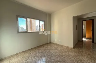 Apartamento na vila imperial com 2 dormitórios (1 suíte), 1 vaga coberta e elevador.