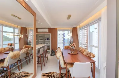 Luxuoso apartamento  vista mar  ponto helicóptero  promoção de 4.700 milhões por 4.500 milhões.