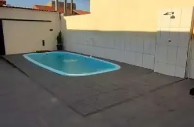 Seu lazer completo: chácara com piscina e estrutura para sobrado!