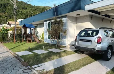 Casa com 4 dormitórios à venda, 224 m² por r$ 2.240.000,00 - cachoeira do bom jesus - florianópolis/sc