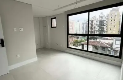 Apartamento com 1 dormitório à venda, 37 m² por r$ 640.000,00 - centro - florianópolis/sc