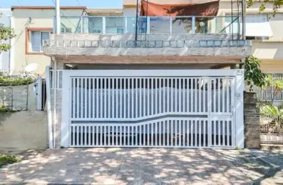 Agradável casa para venda em vila mariana com 4 quartos, sendo 1 suíte , 350m²