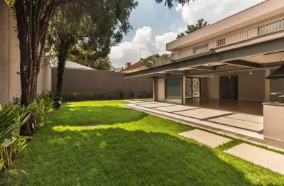 Funcional casa tipo para venda em alto de pinheiros com 4 quartos, sendo 4 suítes, 371m²