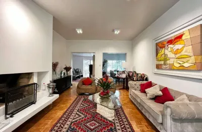 Atraente casa tipo para venda em pacaembu com 5 quartos, sendo 3 suítes, 600m²