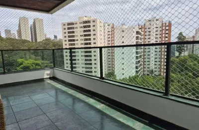 Aconchegante apartamento para venda em Vila Suzana com 4 quartos, sendo 3 suítes , 242m²