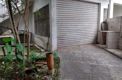 Casa com 3 quartos para alugar na Avenida Carlos Oberhuber, --, Vila São José, São Paulo