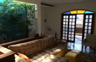 Casa com 4 quartos à venda na Rua Pedreira, --, Jardim Varginha, São Paulo
