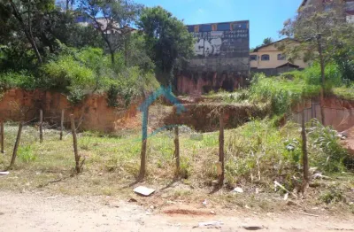 Terreno à venda no Centro, Contagem 
