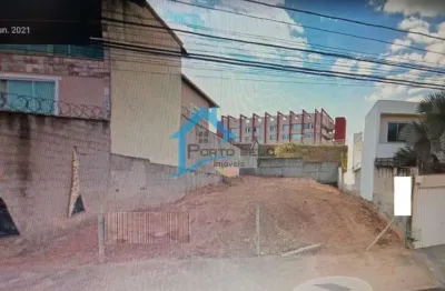 Terreno à venda no Cabral, Contagem 