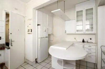 Apartamento com 3 quartos à venda na Alameda Lorena, 1057, Jardim Paulista, São Paulo