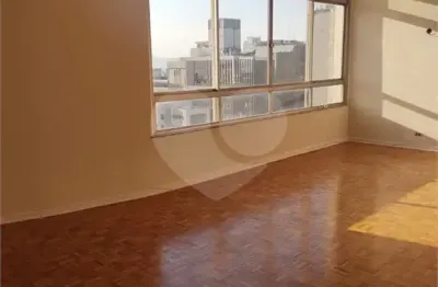 Apartamento com 3 quartos à venda na Alameda Santos, 2359, Cerqueira César, São Paulo
