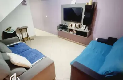 Sobrado à venda com 3 dormitórios, edícula e 3 vagas, são bernardo do campo