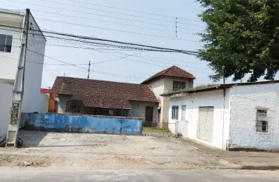 Casa com 4 quartos à venda na Rua Rocha Pombo, 834, Iririú, Joinville