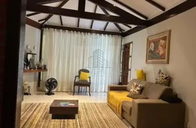 Casa alto padrão 4 quartos-varanda-piscina- setor habitacional arniqueira (águas claras)