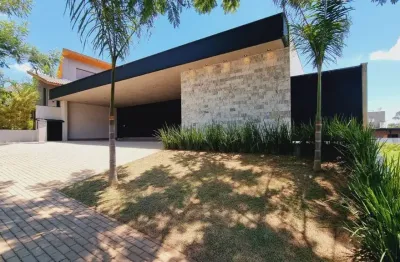 Casa em condomínio fechado com 4 quartos à venda na Avenida Mário Ranieri, 4-195, Jardim Shangri-Lá, Bauru