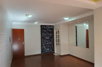 Apartamento localizado no condomínio residencial trianon