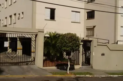 Apartamento andar baixo localizado no condomínio residencial icaro