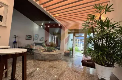 Casa para vender com 4 quartos 2 suítes no bairro 13 de julho em aracaju