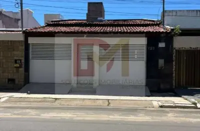 Casa para vender com 4 quartos 1 suítes no bairro jabotiana em aracaju / casa no conj. santa lúcia, bairro jabotiana.