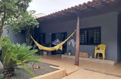 Casa com 2 dormitórios à venda, 144 m² por r$ 399.000,00 - residencial loris sahyun - londrina/pr