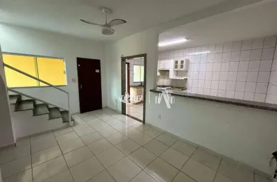 Sobrado com 3 quartos, 200 m² - venda por R$ 700.000 ou aluguel por R$ 2.500/mês - Jardim Piza - Londrina/PR
