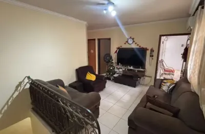 Casa assobrada com 3 quartos, 149 m² - venda por r$ 495.000 ou aluguel por r$ 2.500/mês - coroados - londrina/pr