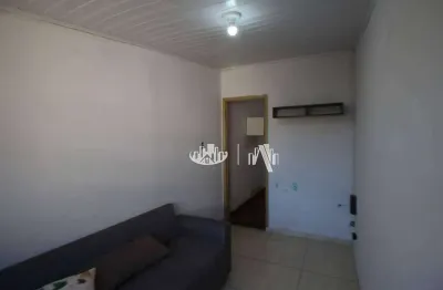 Casa com 2 quartos para alugar, 55 m² por r$ 1.200/mês - jardim piza - londrina/pr