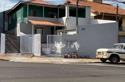 Casa com 4 quartos à venda, 303 m² por r$ 270.000 - califórnia - londrina/pr