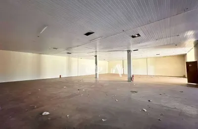 Barracão para alugar, 225 m² por r$ 7.500,00/mês - vivi xavier - londrina/pr