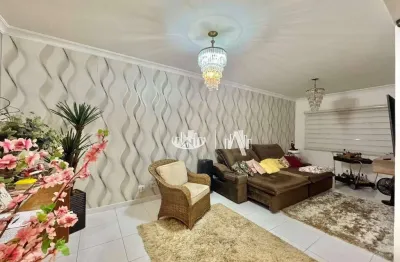 Casa com 3 suites para alugar, 332 m² por R$ 9.200/mês - Aurora - Londrina/PR