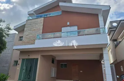 Casa com 4 quartos para alugar, 330 m² por R$ 9.900/mês - Condomínio Royal Forest - Londrina/PR