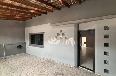 Casa com 2 quartos para alugar, 115 m² por R$ 1.800/mês - Leonor - Londrina/PR