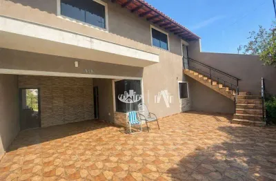 Casa com 3 quartos à venda, 200 m² por R$ 450.000 - Jardim Neman Sahyun - Londrina/PR