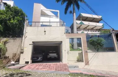 Casa com 3 quartos à venda no Brisamar, Vila Velha 