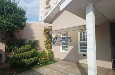 Sobrado dentro da ferradura! area total 250m² e area construida 180m² por r$ 1.100.000,00