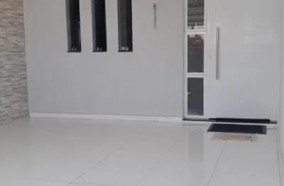 Casa bancários, energia solar, perto shopping mangabeira, 3 quartos, 4 banheiros, piscina