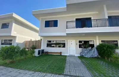 Casa em condomínio fechado com 3 quartos à venda na rua manhuaçu, vargem grande, rio de janeiro, 192 m2 por r$ 749.900